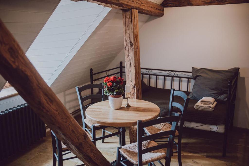 Fotografa Apartamenti Кулдига Экстерьер фото
